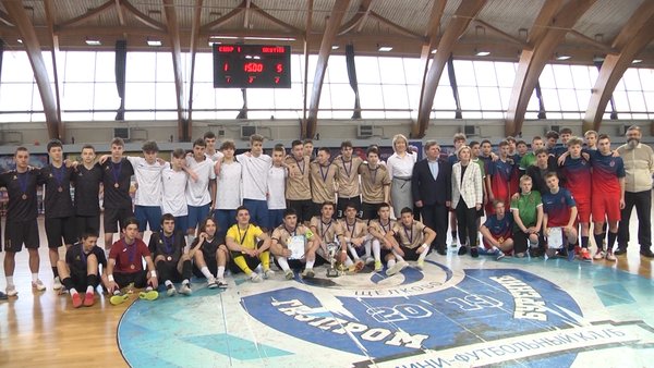 Турнир по мини-футболу среди юношеских команд собрал участников из Щёлкова, столицы и даже Якутии