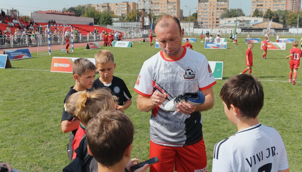Денис Глушаков