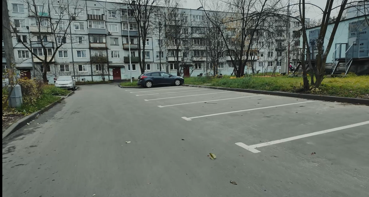 новые парковочные места для жителей мкрн-а Бахчиванджи