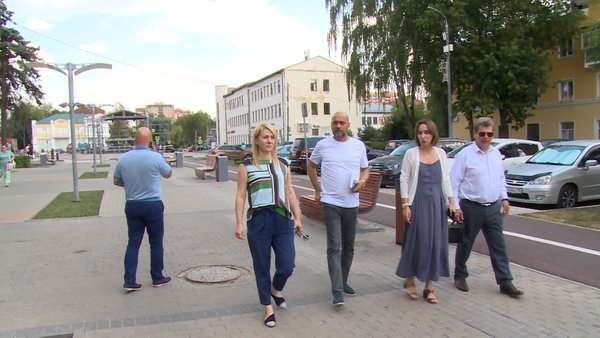 Депутаты осмотрели обновлённую улицу Парковую
