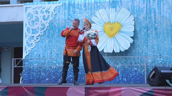 В нашем городском округе в честь праздника организовали несколько мероприятий. Одно из них в поселке Монино, у Дома офицеров, и в микрорайоне Чкаловском