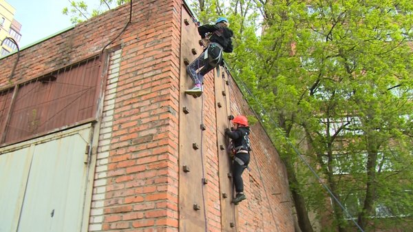 Более 400 школьников приняли участие в Областных соревнованиях по спортивному туризму