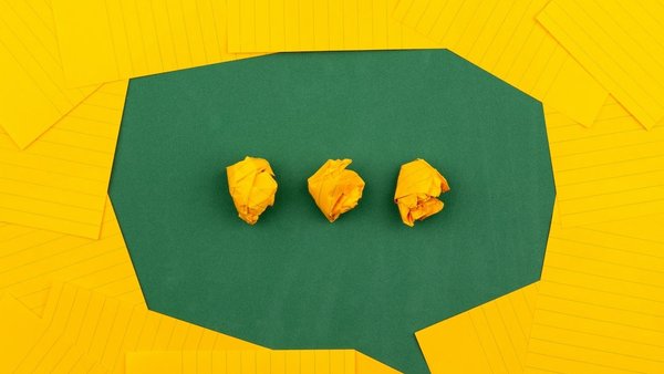 У нас есть много чатов. У каждого из них своя тематика. Решить большинство вопросов и проблем можно онлайн.