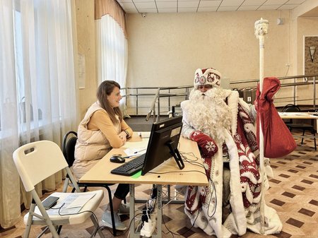 Дед Мороз проголосовал в Щёлкове
