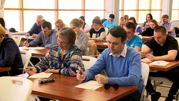 Одной из площадок проведения «Диктанта Победы» стал универсальный спортивный комплекс «Подмосковье».