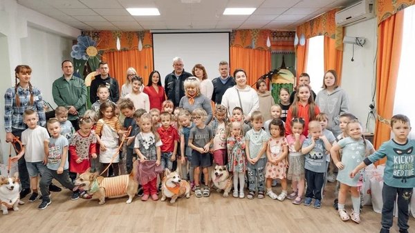 Как Маруся и друзья малышей порадовали