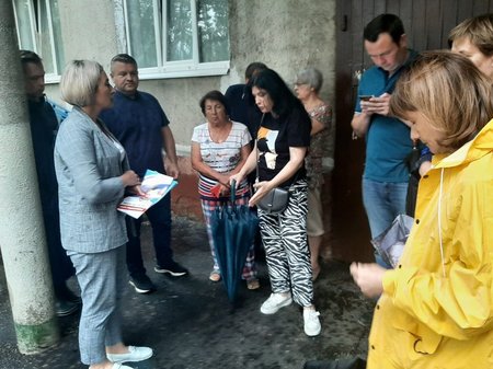 Комплексное благоустройство обсудила депутат Марина Баева на встрече с  жителями
