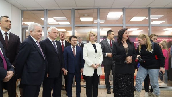 Рук. Открытие музея