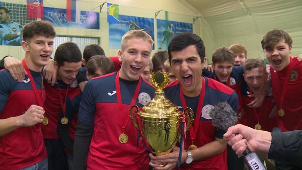 Три команды из Медвежьих Озёр стали чемпионами Московского областного первенства по футболу.