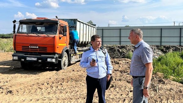 Проверили промышленную зону деревни Назимиха на несанкционированные свалки