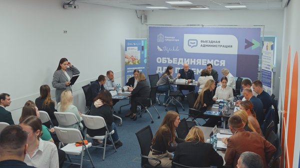 В компании более 400 сотрудников, 132 из них живут в Щелкове, поэтому вопросы задавали о том, что им близко