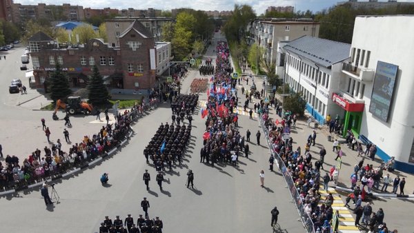 Праздничный парад прошёл по центральным улицам Щёлкова