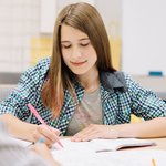 concentrated-schoolgirl-studying