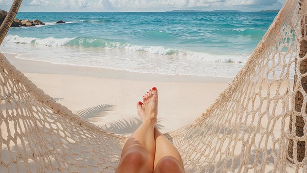 esteticeskie-letnie-kanikuly