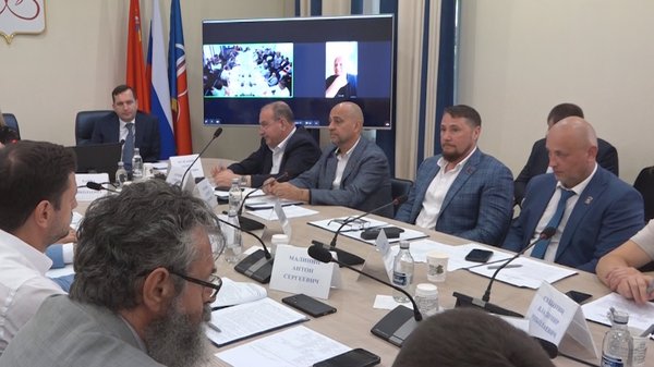 В 2020 году Андрей Булгаков вместе со своей командой приступил к работе в нашем округе и сразу же обозначил ряд неотложных задач