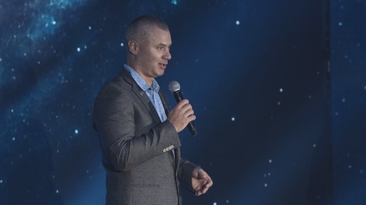 Денис Матвеев