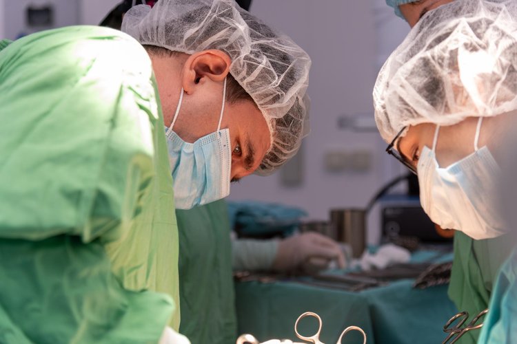 operatsija-laskin-2_moqKQUe