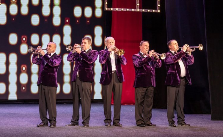 photo_2025-10-10_16-00-52