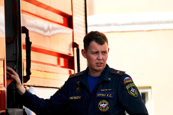 Заместитель начальника 37-го пожарно-спасательного отряда Константин Юрин