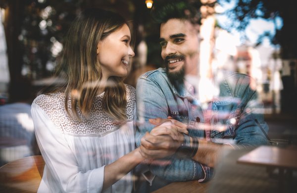 Искренние отношения - это та самая уязвимость, которая становится самой надежной защитой