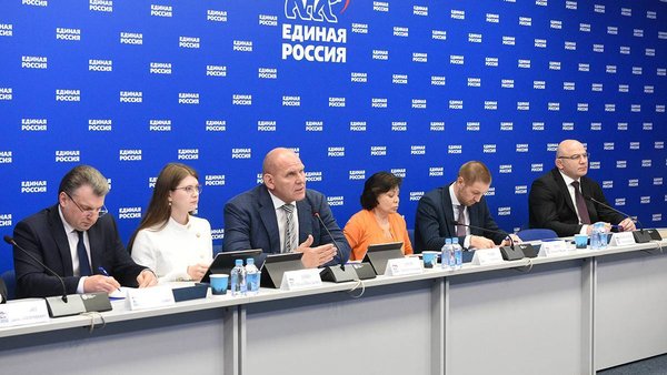 «Единая Россия» запустила Всероссийский спортивный марафон «Сила России»