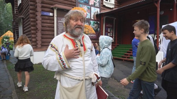 Евгений Тарасов