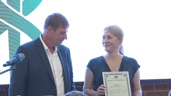 Единогласно президентом переизбрали Марию Тарасову