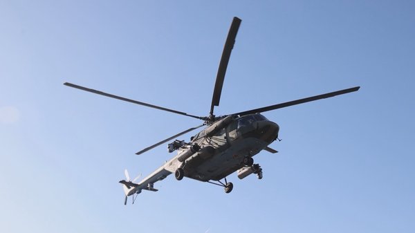 На это раз в соответствии с планом боевой подготовки масштабным трехдневным учениям вертолетного полка особого назначения предшествовали учения одной из его эскадрилий на машинах Ми-8 и Ка-226 в марте