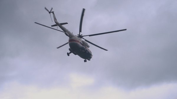 Вертолет МЧС МИ-8