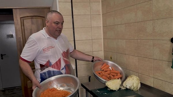 волонтер