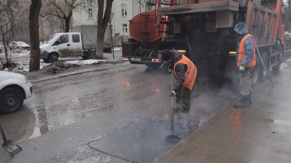 Зимой используют литой асфальтобетон