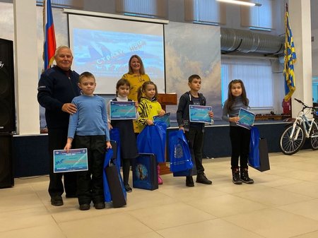 В Монино прошло награждение победителей Всероссийского конкурса детского рисунка «Стражи неба»