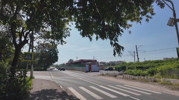 В этом месте генпланом Щелкова планировалось построить ни много ни мало пассажирскую железнодорожную платформу