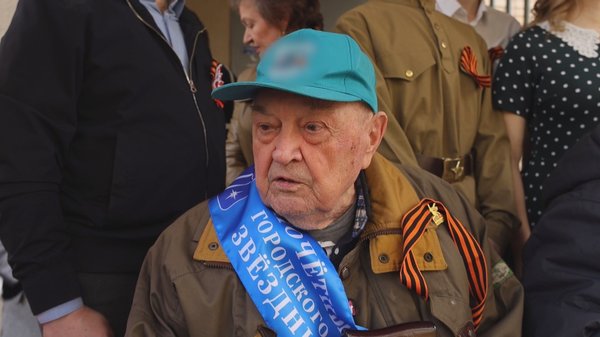 Леонид Грибов